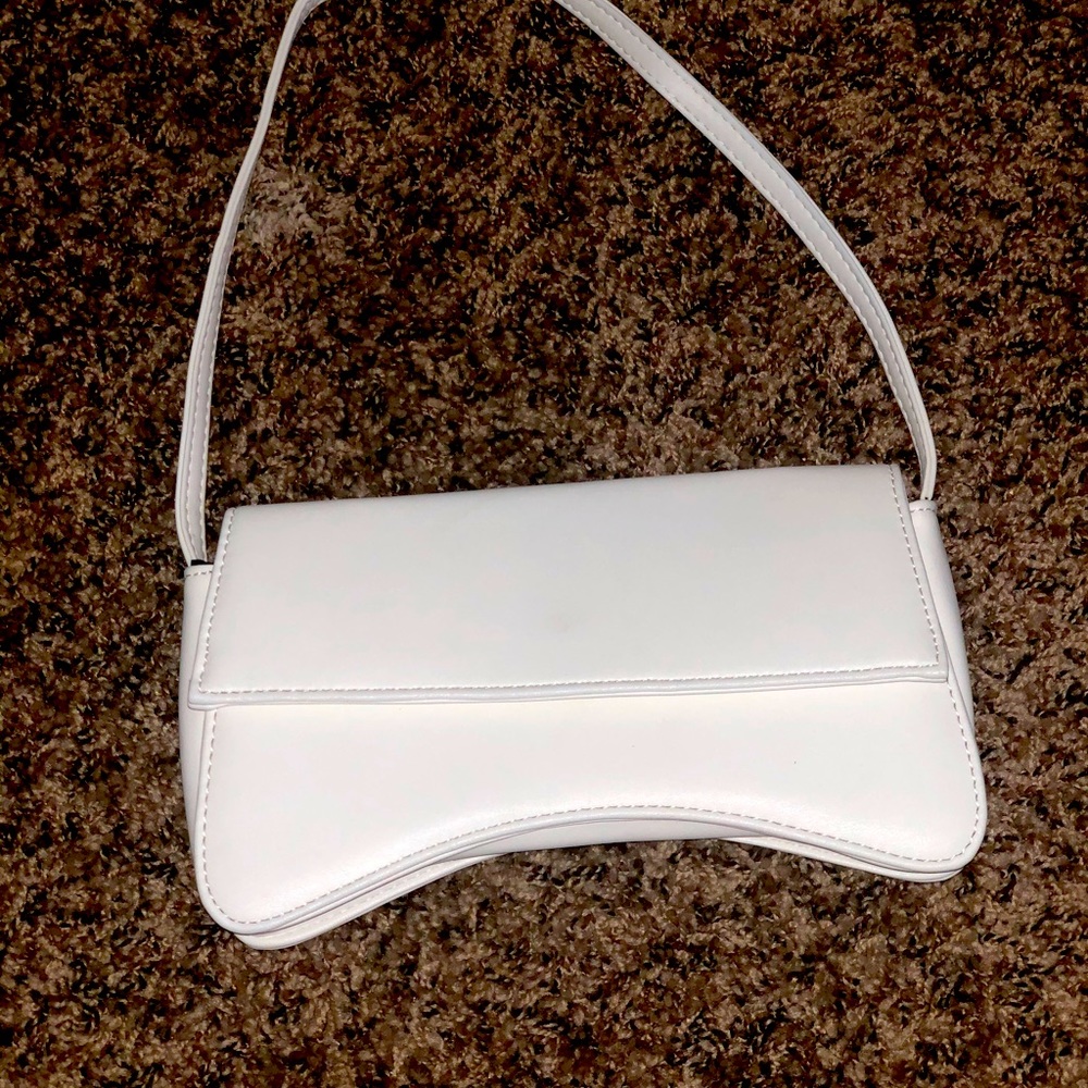 PrettyLittleThing White flip over shoulder bag